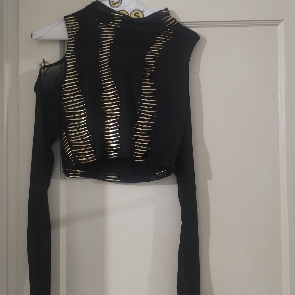 Body Central Black and Gold Cutout Crop Top
